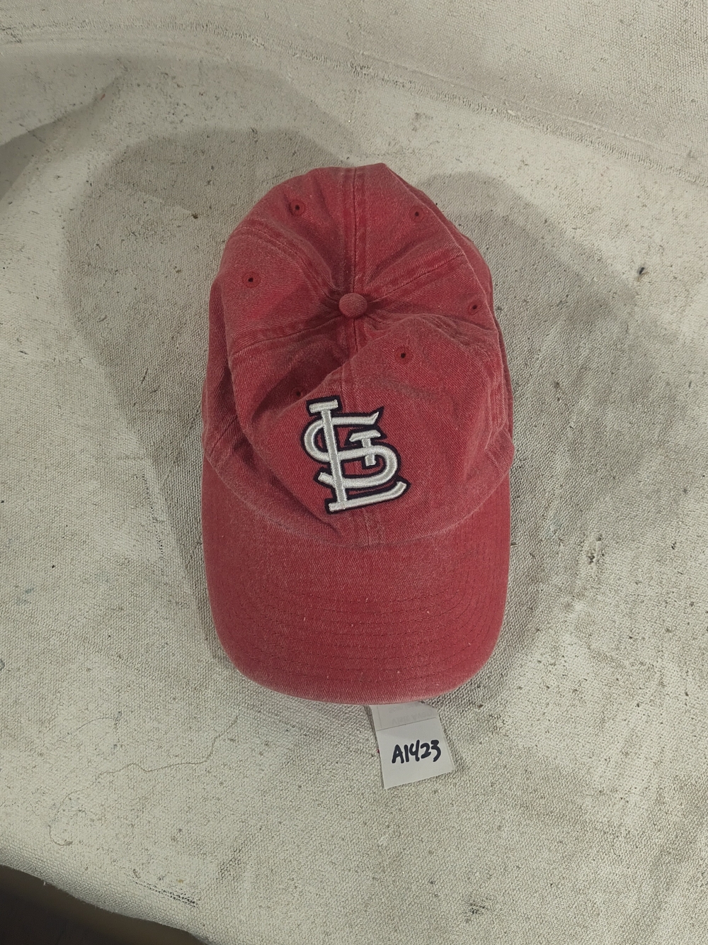 St. Louis Cardinals  Red Fan Favorite Adjustable Baseball Cap